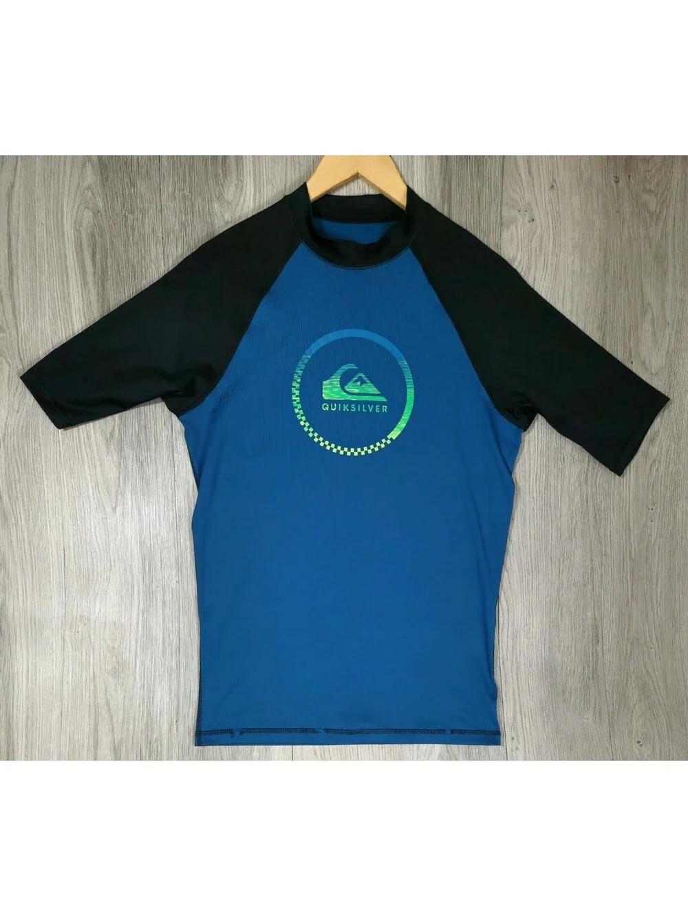 Quiksilver Rash Guard Surf Men’s XL Blue Black Short Sleeve UV Swim Tee #14